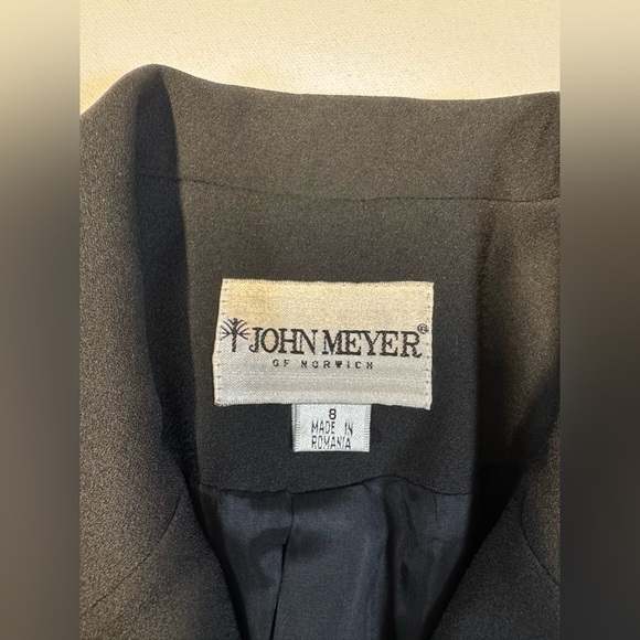 John Meyer black scalloped edge skirt blazer suit size 8 classic formal business - Picture 3 of 14